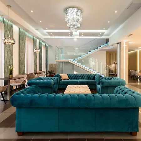 Fibula & Wellness - Adults Only 4* Pecs