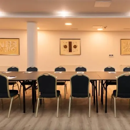Отель Fibula & Wellness - Adults Only