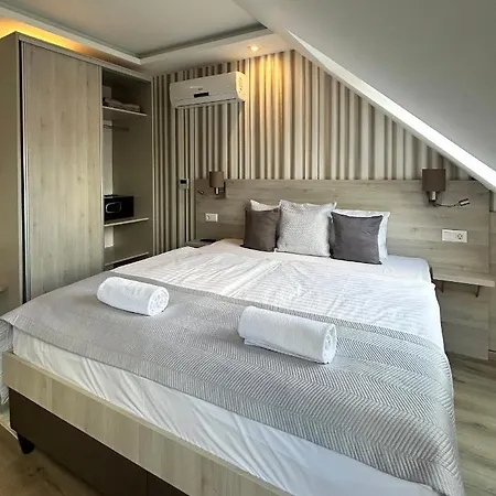 Hotel Fibula & Wellness - Adults Only Pécs