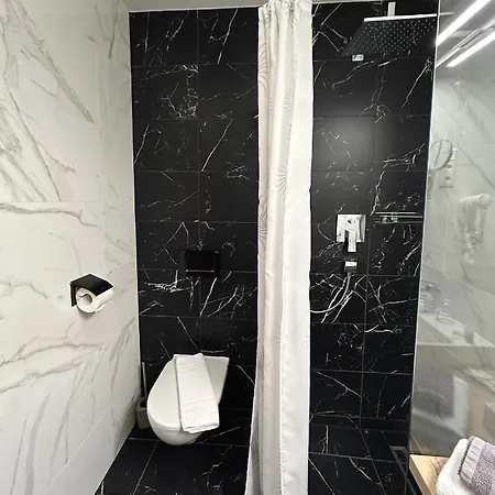 Fibula & Wellness - Adults Only Pécs