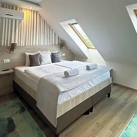 Fibula & Wellness - Adults Only Hotel Pecs