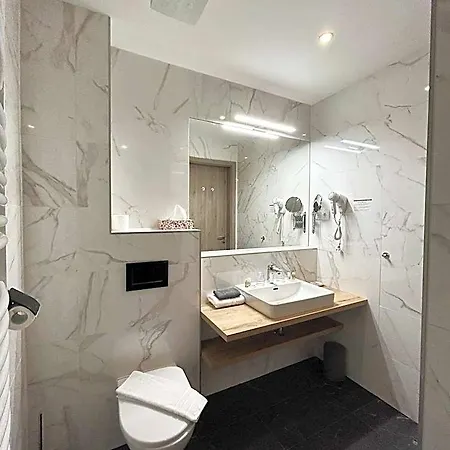 Hotel Fibula & Wellness - Adults Only