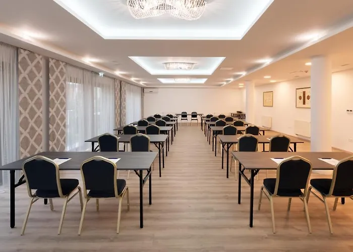 Hotel Fibula & Wellness - Adults Only Pécs
