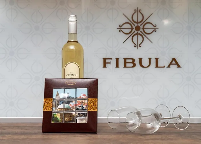 Fibula & Wellness - Adults Only